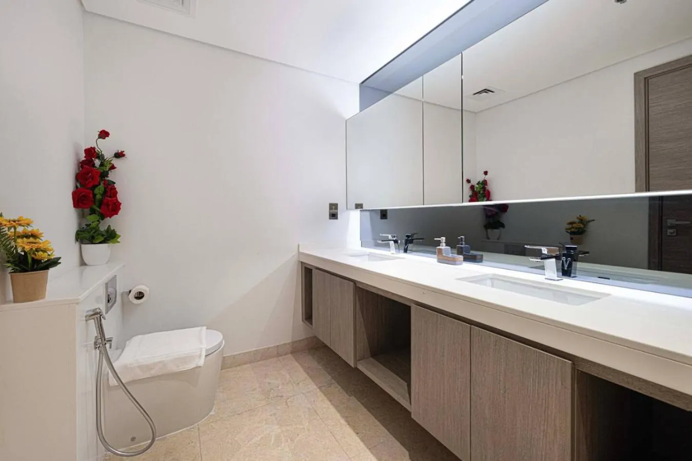 Luxe 1Br Burj View 10 Min Walk To Dubai Mall